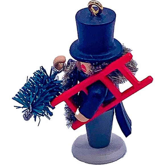 1999 Hallmark Keepsake Nutcracker Guild Series #6 Miniature Christmas Ornament - Picture 4 of 8